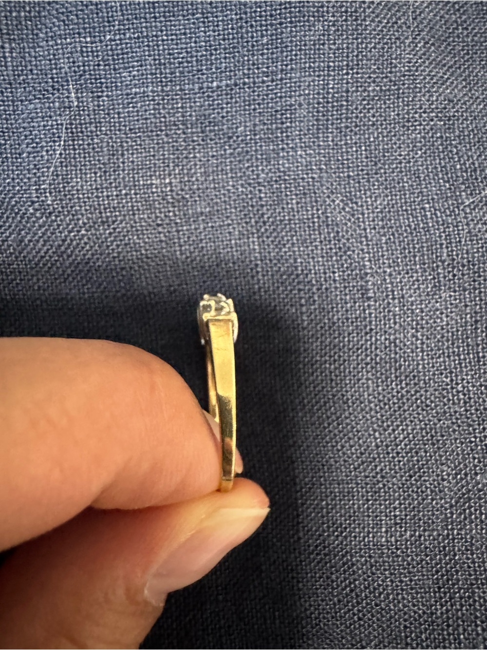 10k Gold Three-Stone Diamond Ring - Picture 6 of 6